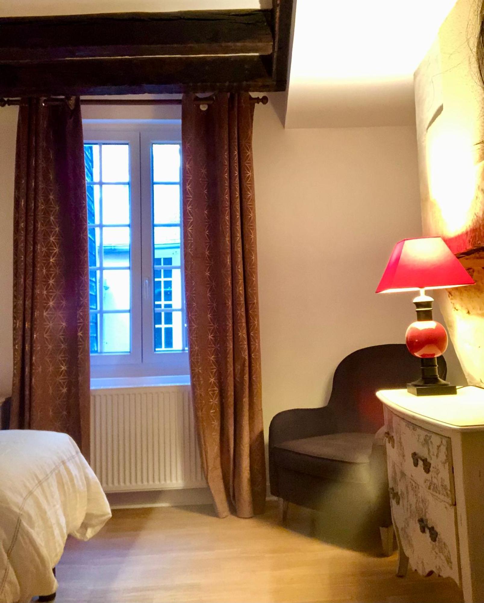L'Amantine Chambres D'Hotes Et Gite Bourges Exterior photo