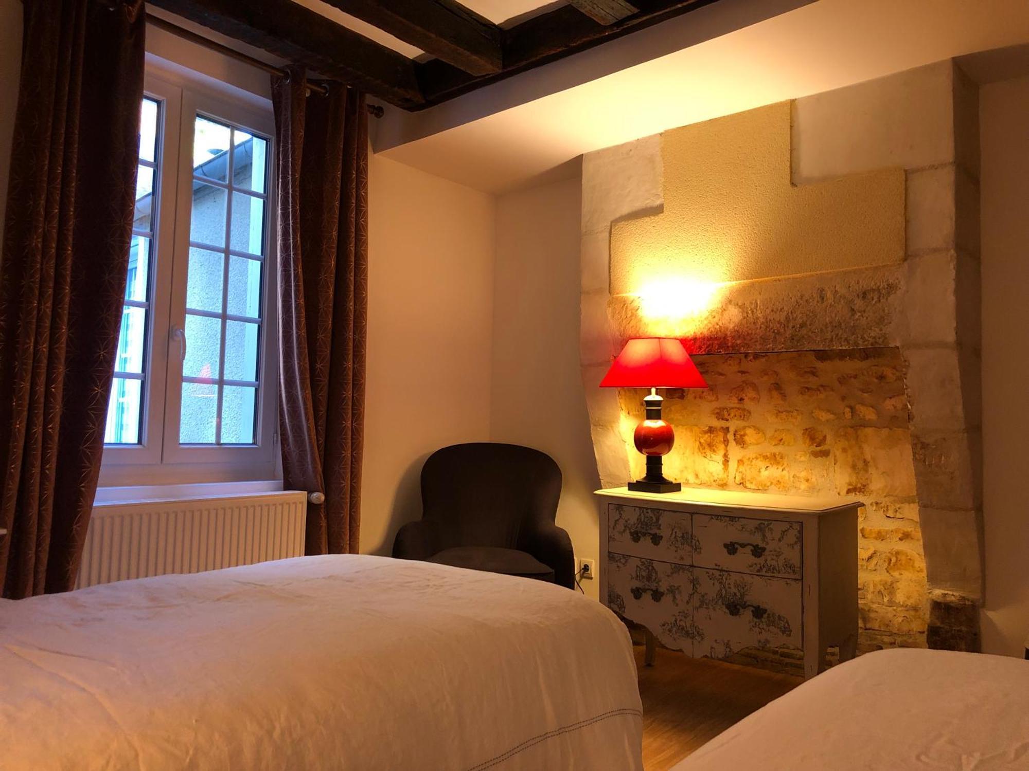 L'Amantine Chambres D'Hotes Et Gite Bourges Exterior photo